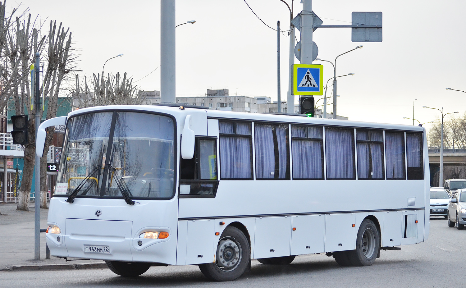 Тюменская область, КАвЗ-4238-61 № Т 943 ММ 72