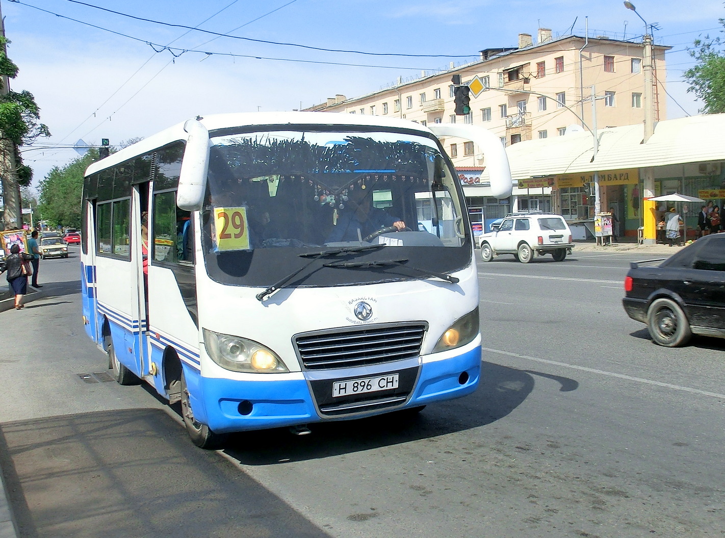 Жамбылская область, Dongfeng EQ6660PT2 № H 896 CH