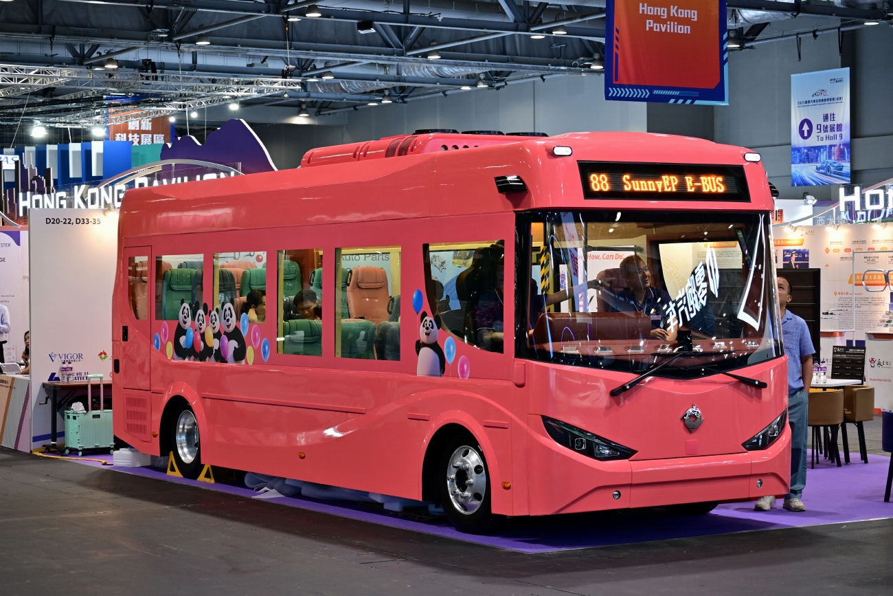 Китай, (прочие модели) № [XINLI]; Гонконг — 2025 International Automotive & Supply Chain Expo