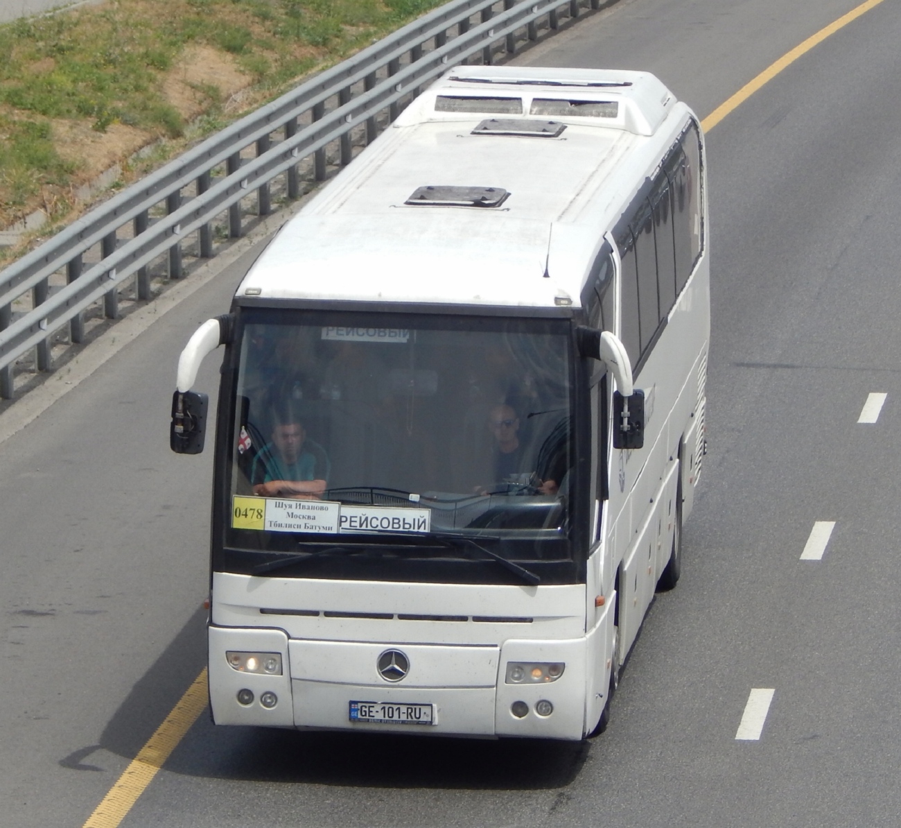 Грузия, Mercedes-Benz O350-15RHD Tourismo № GE-101-RU