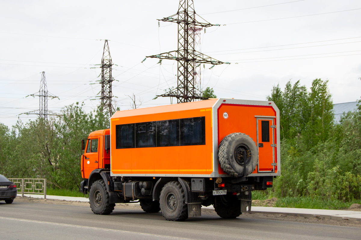 Ханты-Мансийский АО, КамАЗ-42261 (КамАЗ-4326) № Е 185 СМ 186