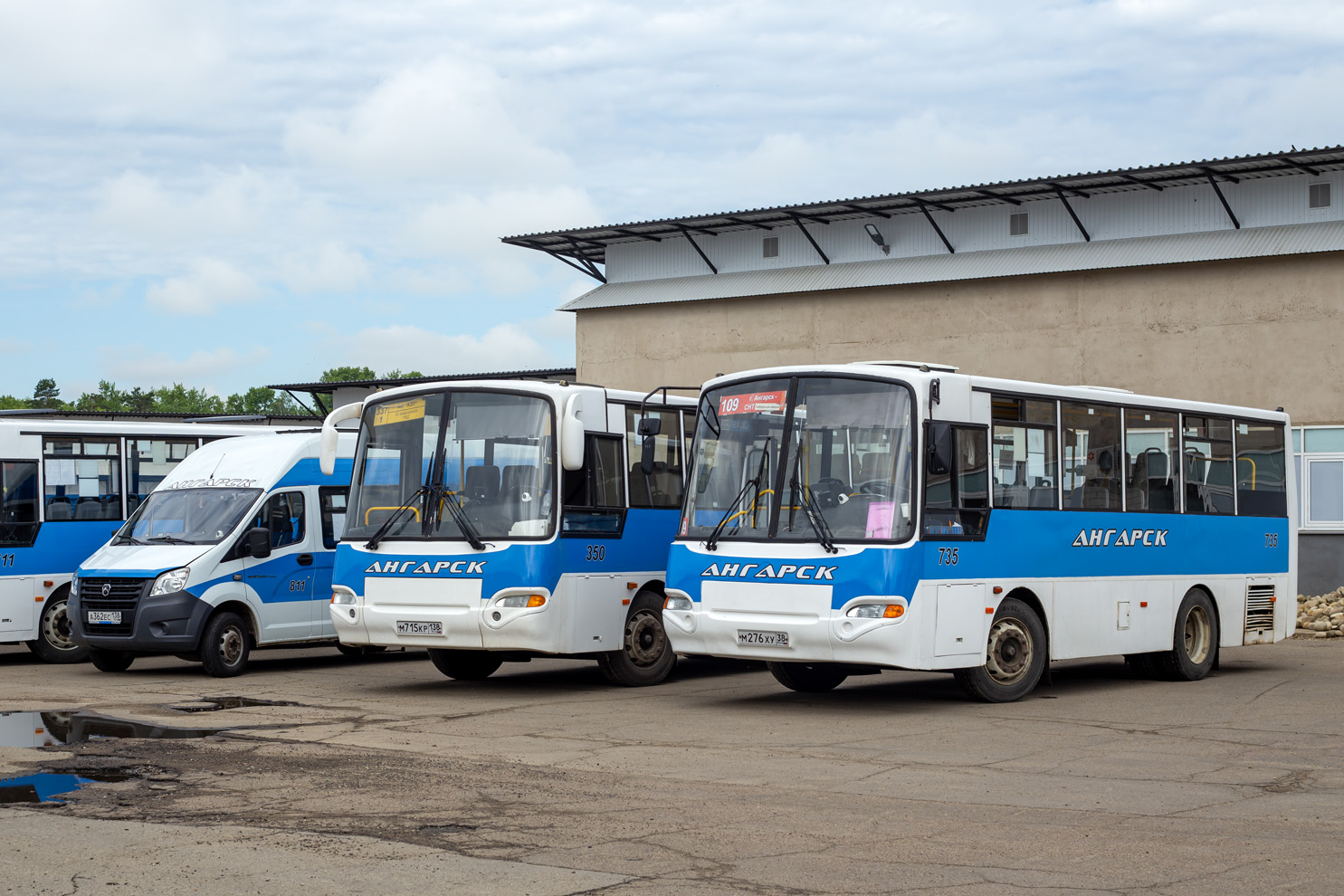 Иркутская область, КАвЗ-4235-33 № 735