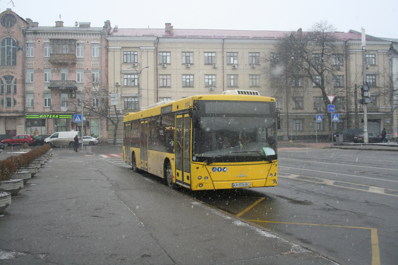 Киев, МАЗ-203.015 № 8552