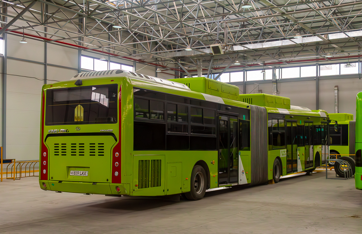 Узбекистан, King Long XMQ6180G № 02535