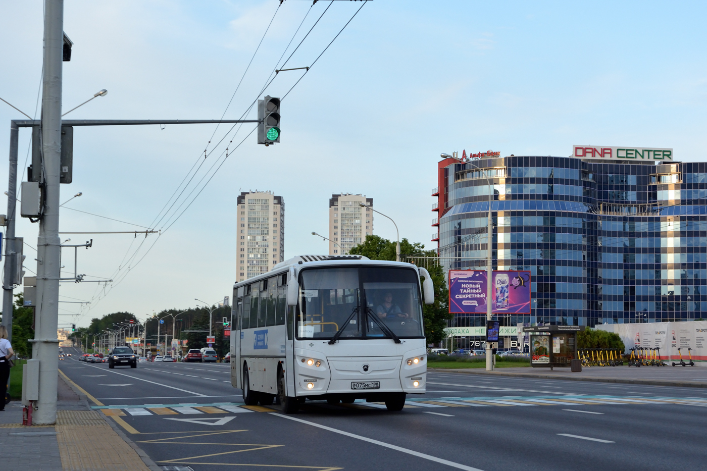 Санкт-Петербург, КАвЗ-4238-81 № Р 075 МС 198