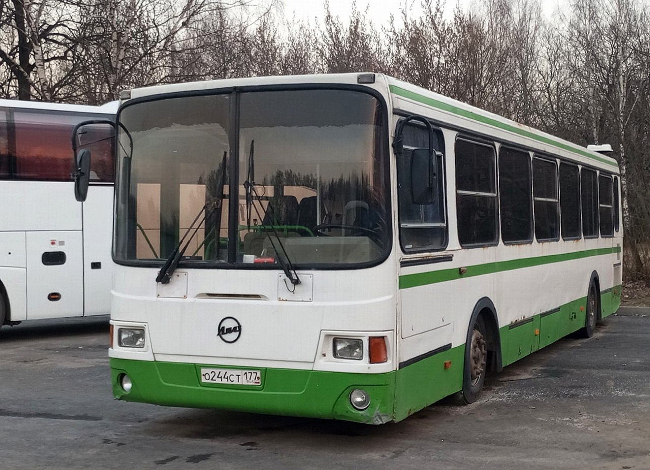 Москва, ЛиАЗ-5256.35-01 № О 244 СТ 177