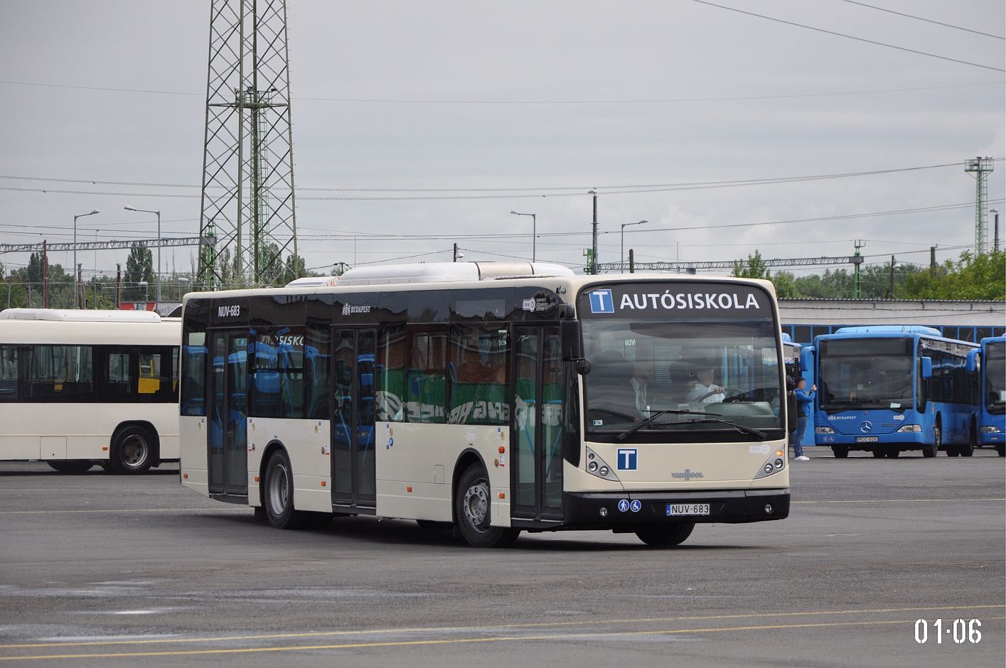 Венгрия, Van Hool New A330 № NUV-683; Венгрия — Дни открытых дверей
