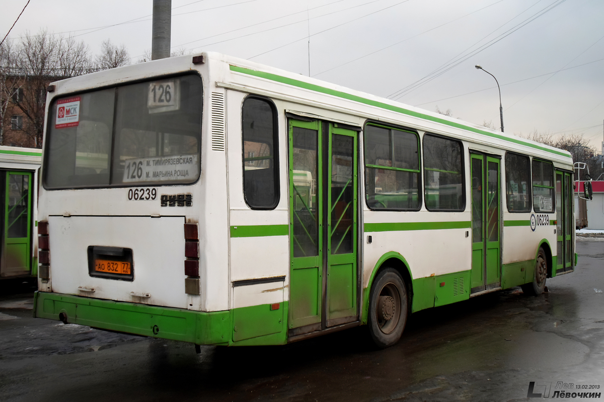 Москва, ЛиАЗ-5256.25 № 06239