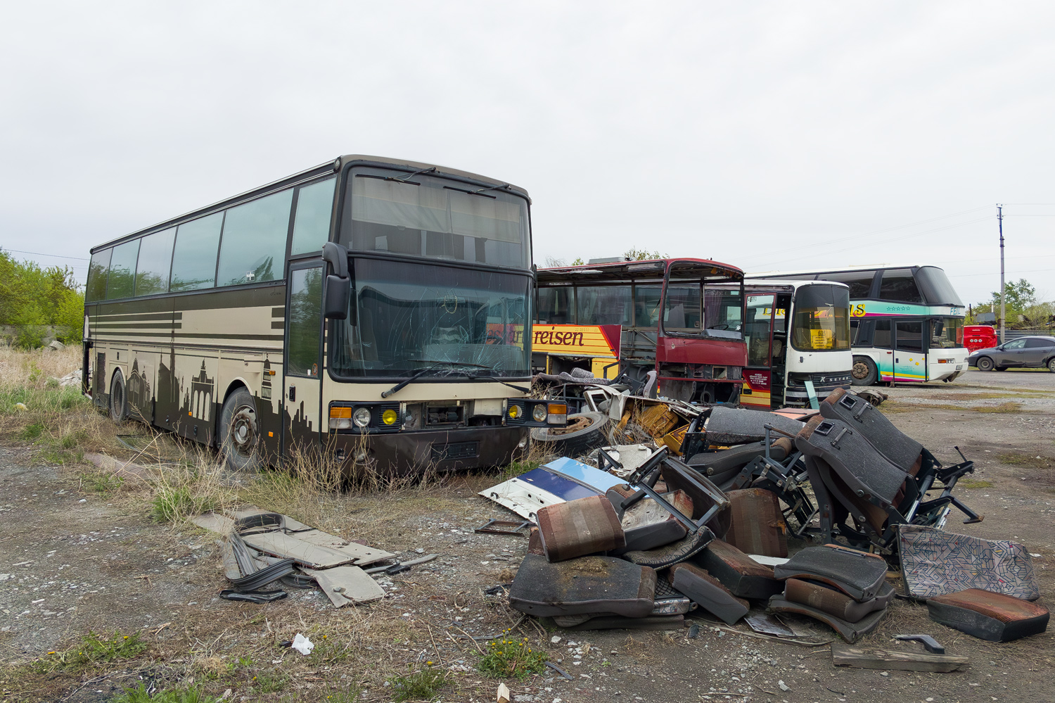 Костанайская область, Van Hool T815 Acron № 935 ACQ 10; Костанайская область, Setra S215HR № 576 DOA 10; Костанайская область, Setra № 229 FBA 10; Костанайская область, Neoplan N122/3 Skyliner № 493 HMA 10; Костанайская область — Автобусные парки