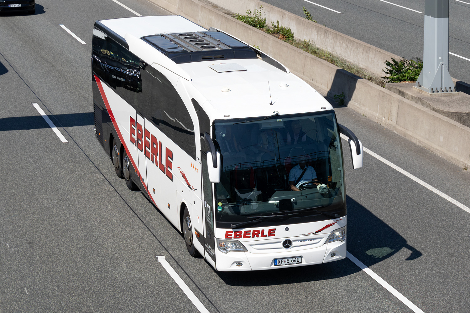 Rheinland-Pfalz, Mercedes-Benz Travego II M Edition 1 16RHD Nr. RP-E 640