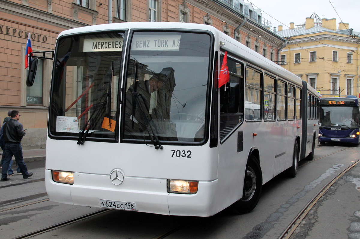 Санкт-Петербург, Mercedes-Benz O345G № 7032; Санкт-Петербург — VI Международный транспортный фестиваль "ТранспортФест-2025"