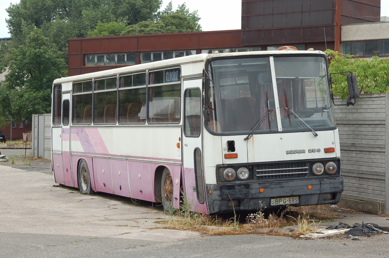 Венгрия, Ikarus 256.74C № BPG-689
