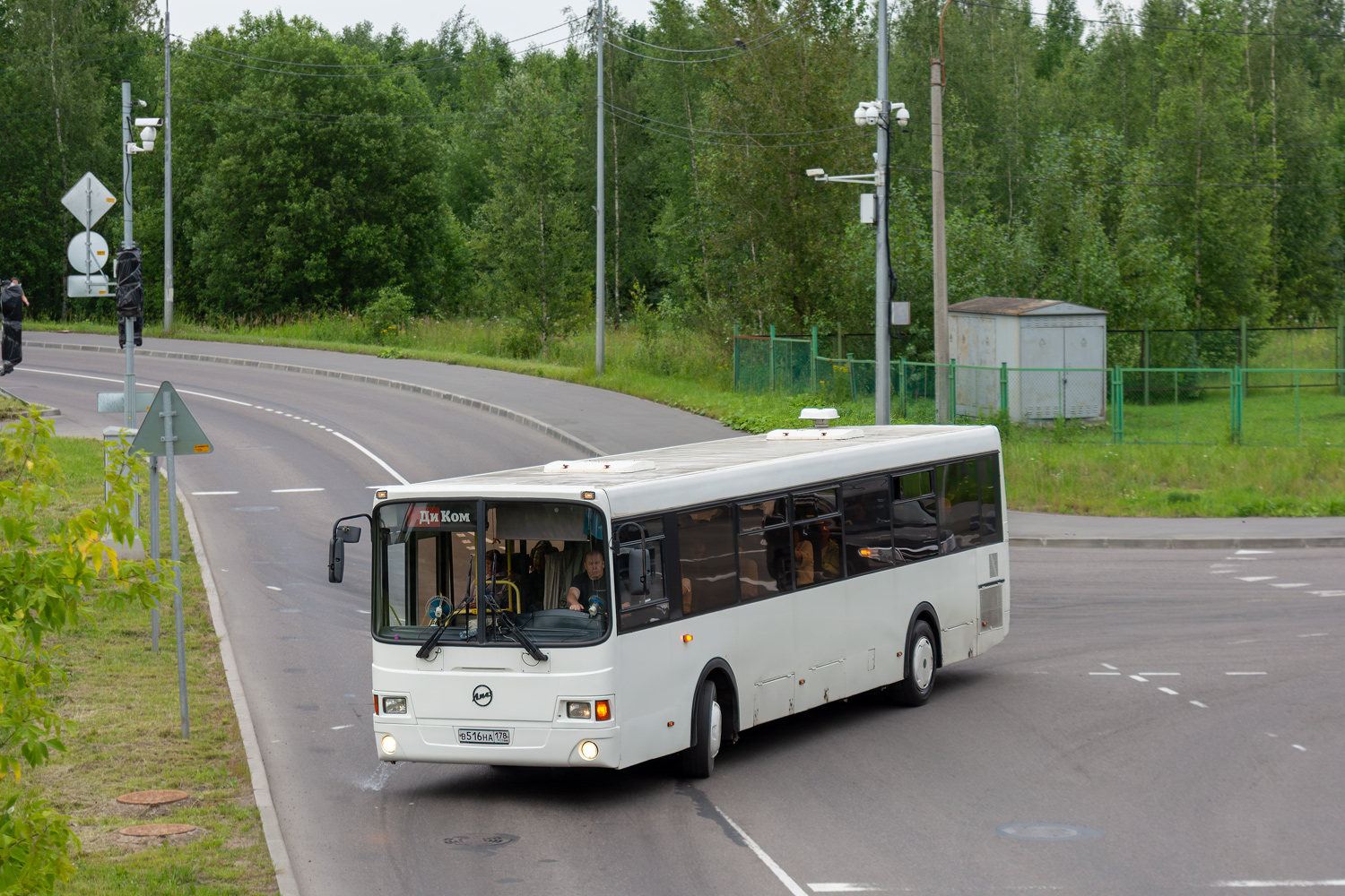 Санкт-Петербург, ЛиАЗ-5256.53-01 № В 516 НА 178