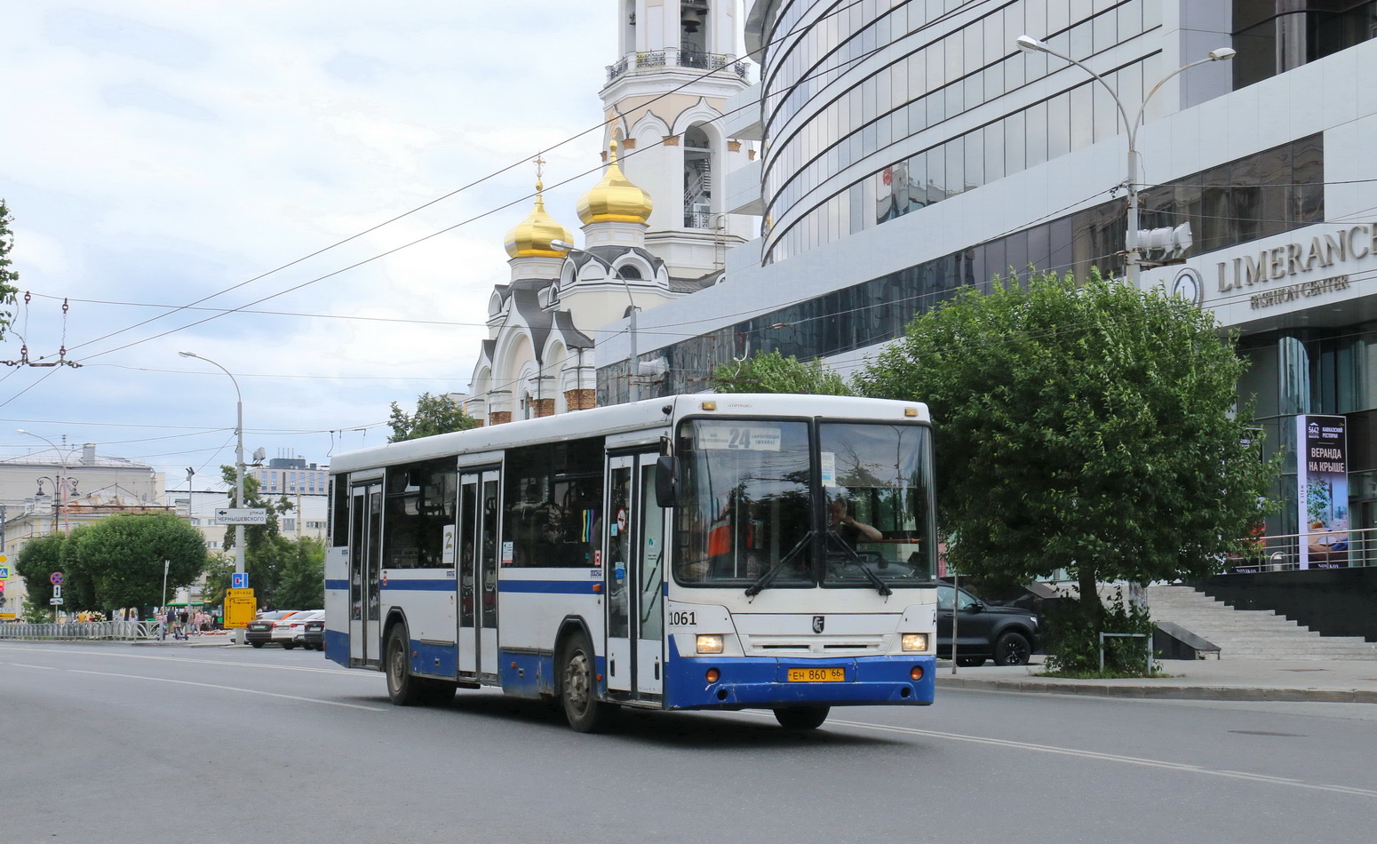 Свердловская область, НефАЗ-5299-20-32 № 1061