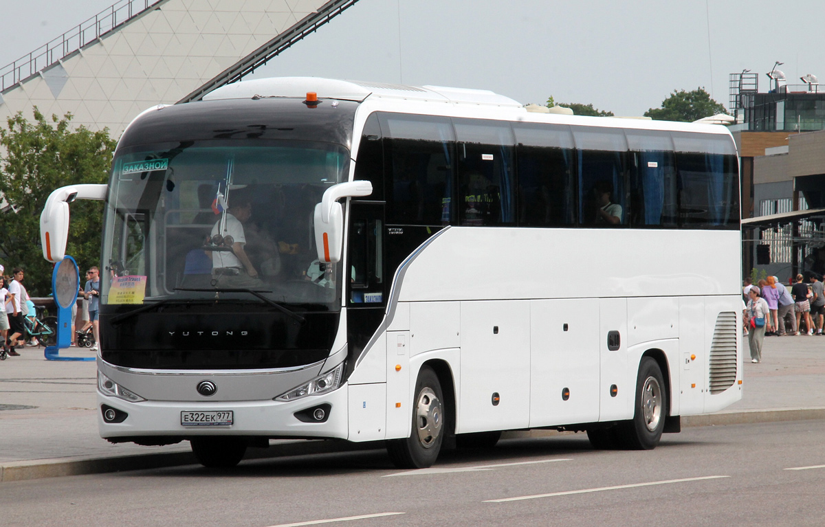 Москва, Yutong C12PRO (ZK6128H) № Е 322 ЕК 977 Москва, Yutong C12PRO (ZK6128H) № Е 322 ЕК 977