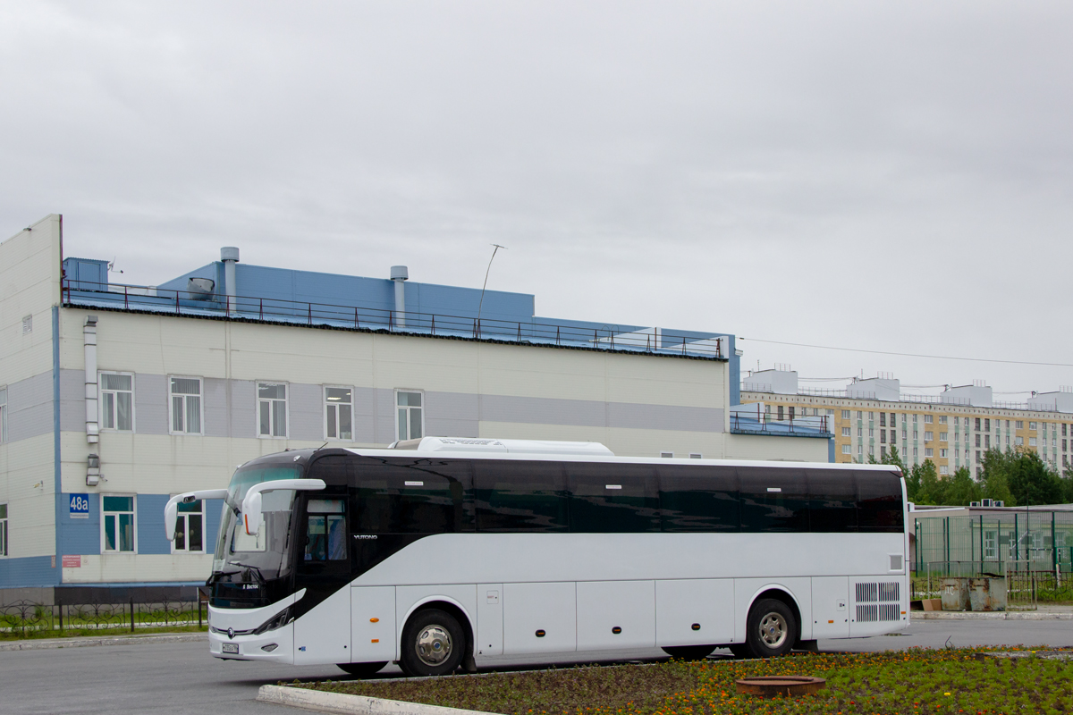 Ханты-Мансийский АО, Yutong C12 (ZK6127HQ) № М 735 ЕА 186