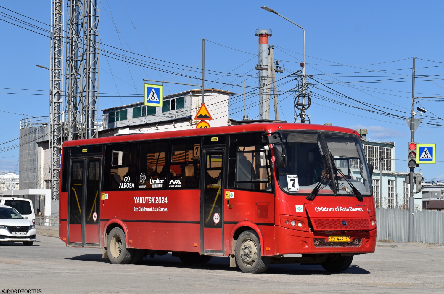 Саха (Якутия), ПАЗ-320414-14 "Вектор" № УХ 444 77