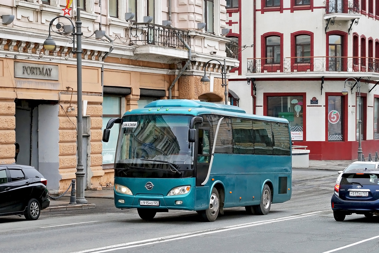 Приморский край, Golden Dragon XML6796E5G № С 915 НО 125
