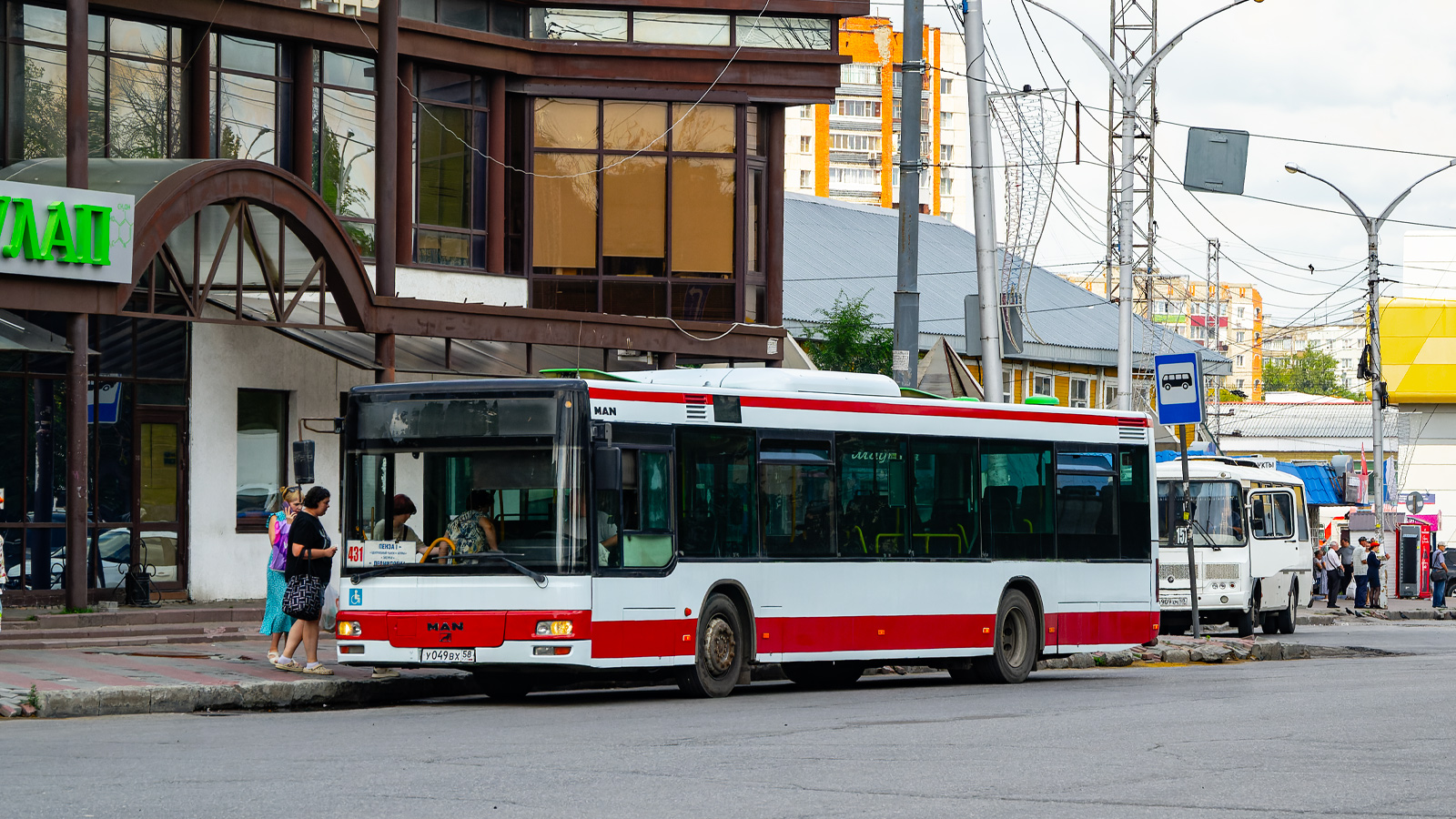 Пензенская область, MAN A21 NL263 № У 049 ВХ 58; Пензенская область, ПАЗ-4234-04 № О 909 ХМ 58