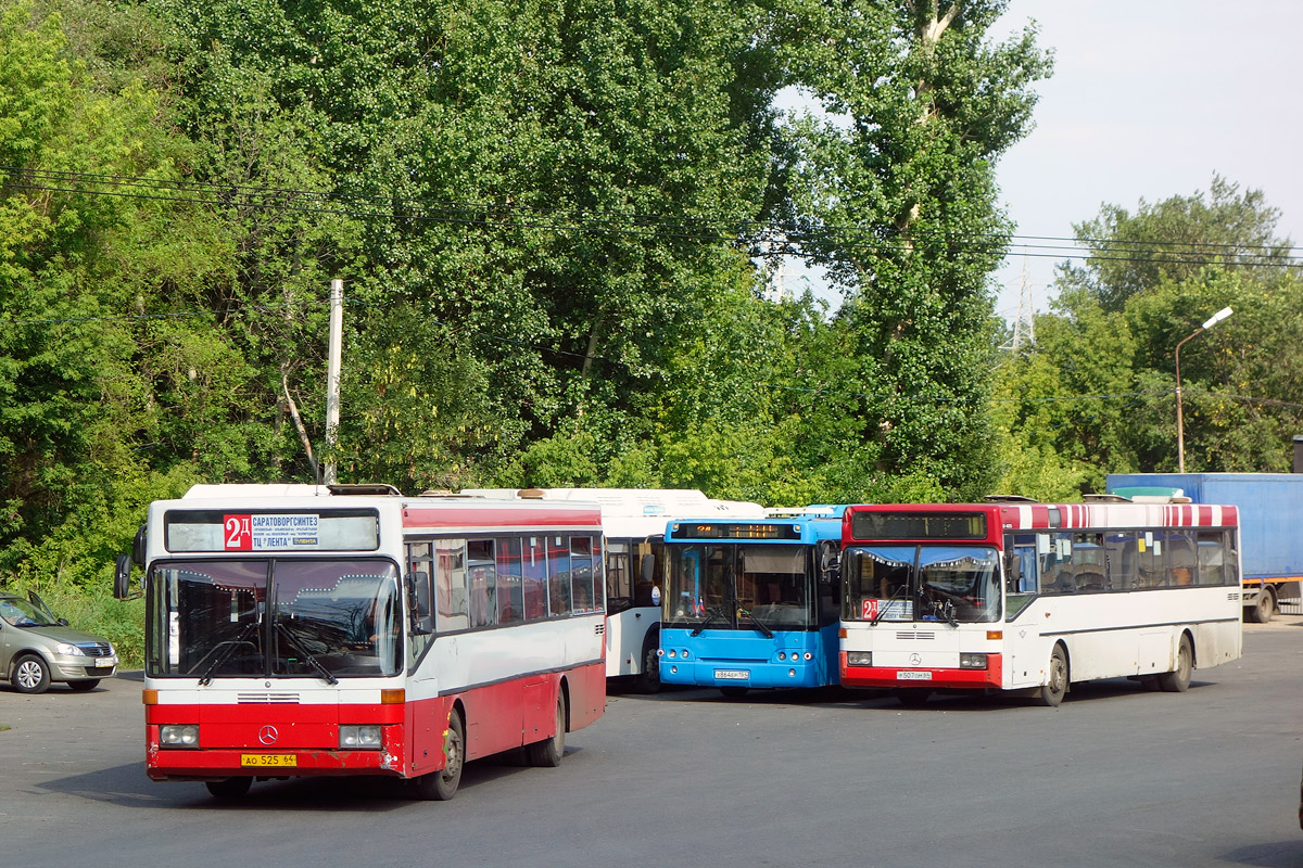 Саратовская область, Mercedes-Benz O405 № АО 525 64; Саратовская область, Mercedes-Benz O405 № Р 507 ОМ 64