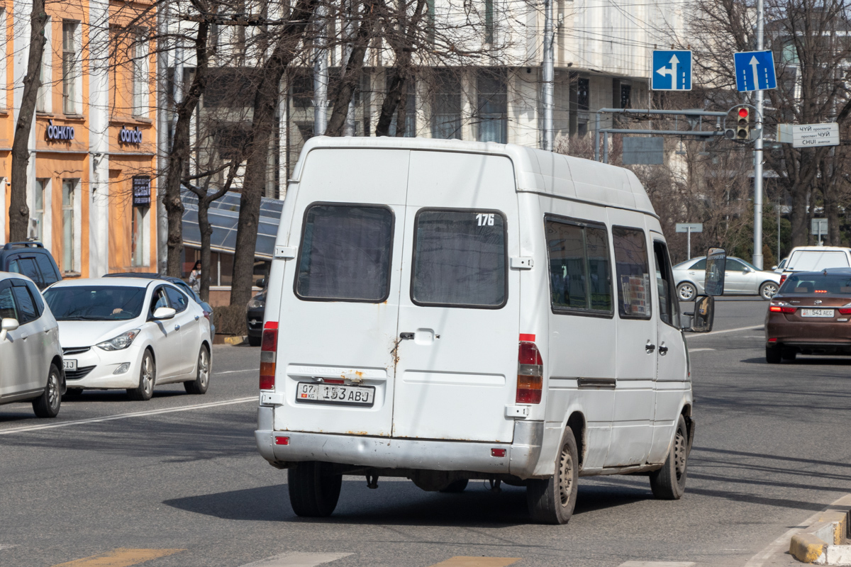 Кыргызстан, Mercedes-Benz Sprinter W901/W902 212D № 07 153 ABJ