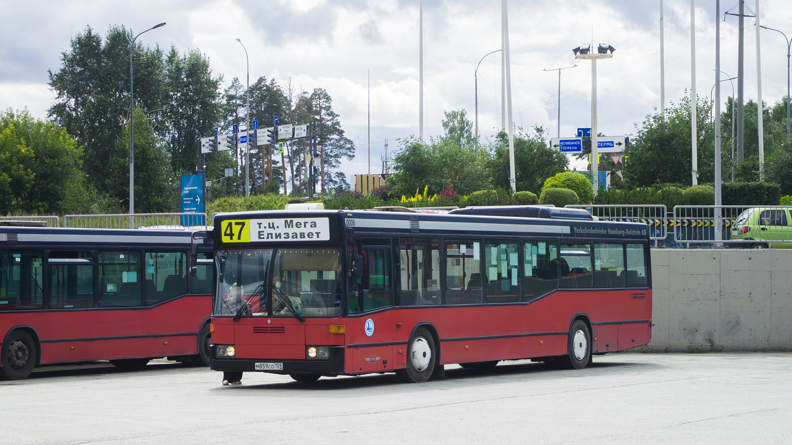 Свердловская область, Mercedes-Benz O405N2 № М 859 СО 159