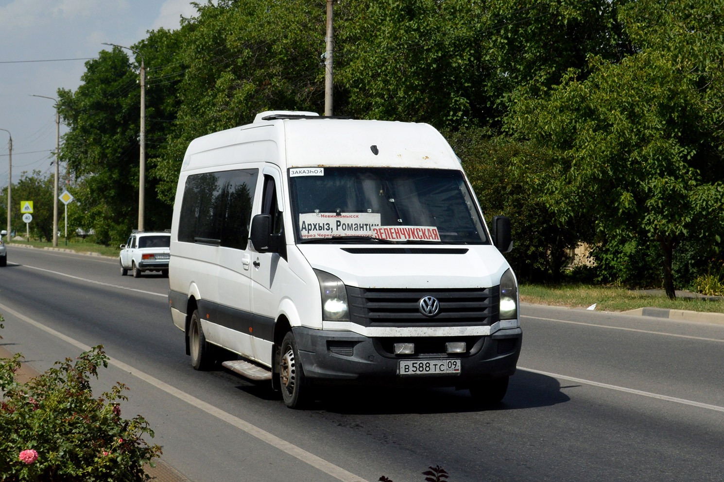 Карачаево-Черкесия, Луидор-223700 (Volkswagen Crafter) № В 588 ТС 09