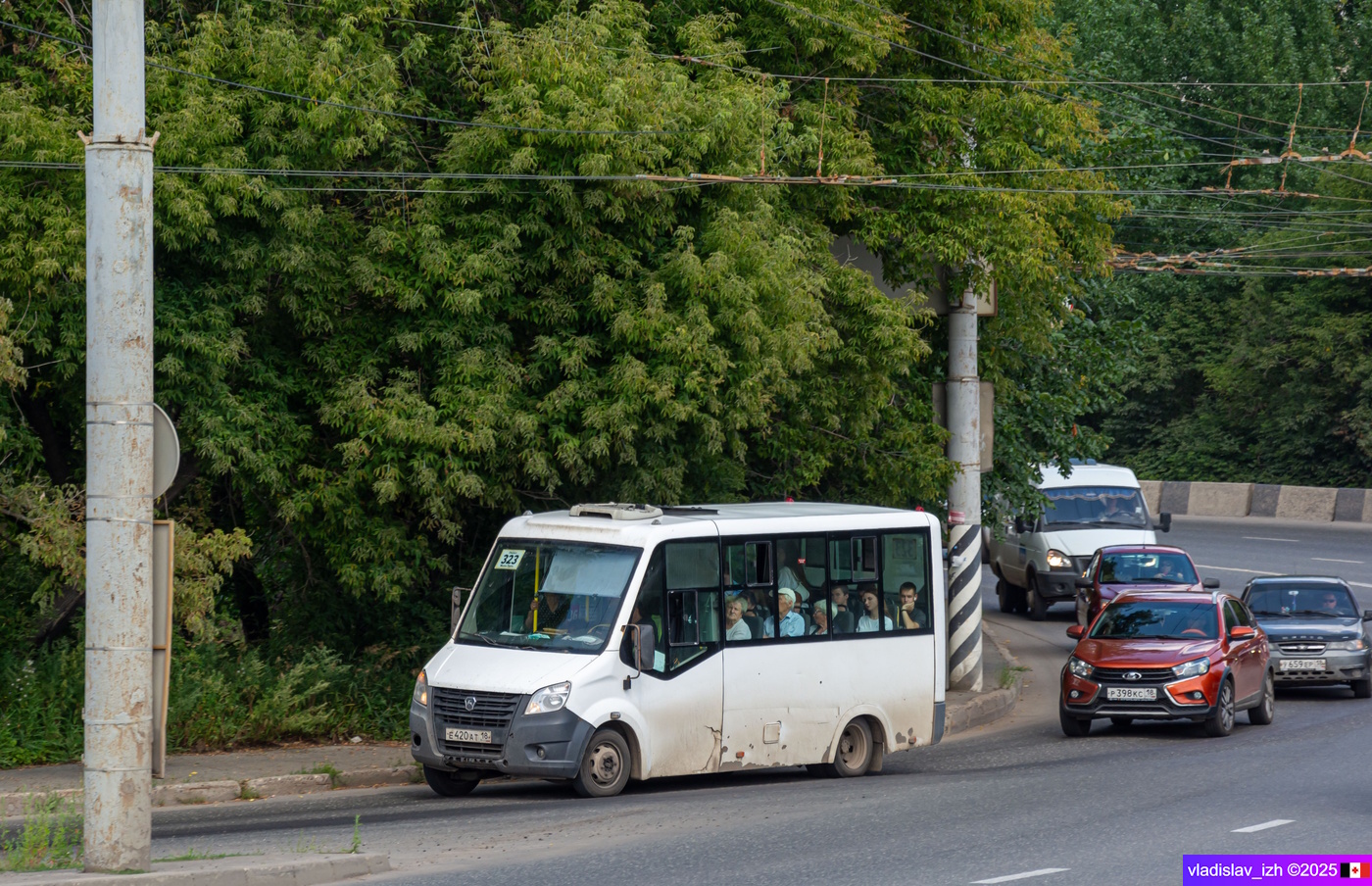 Удмуртия, ГАЗ-A64R45 Next № Е 420 АТ 18 Удмуртия, ГАЗ-A64R45 Next № Е 420 АТ 18