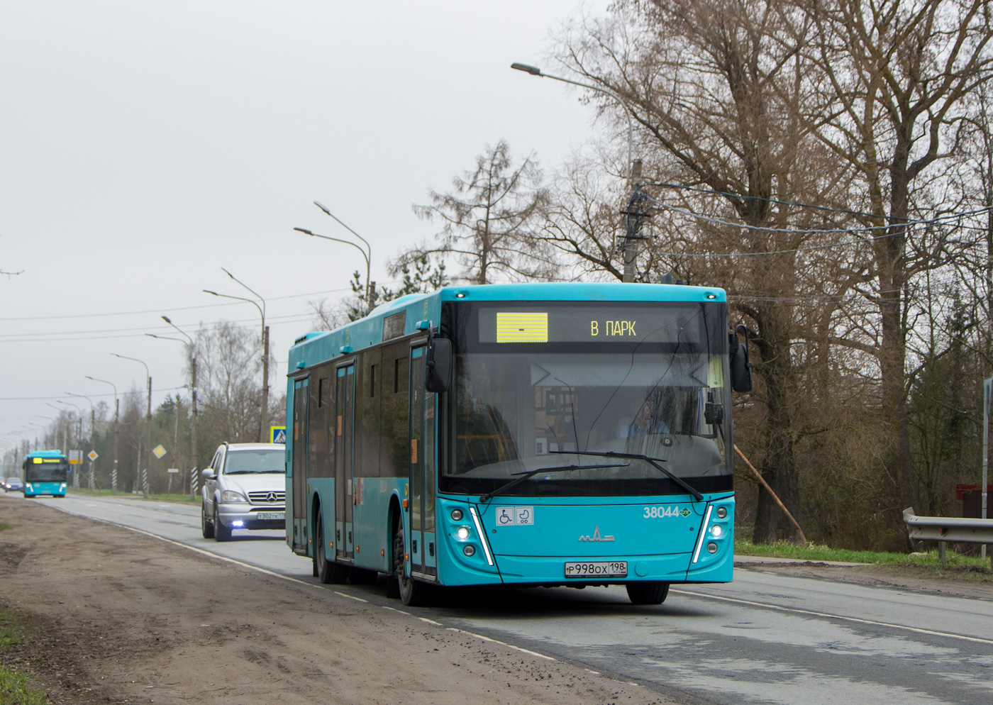 Petrohrad, MAZ-203.945 č. 38044