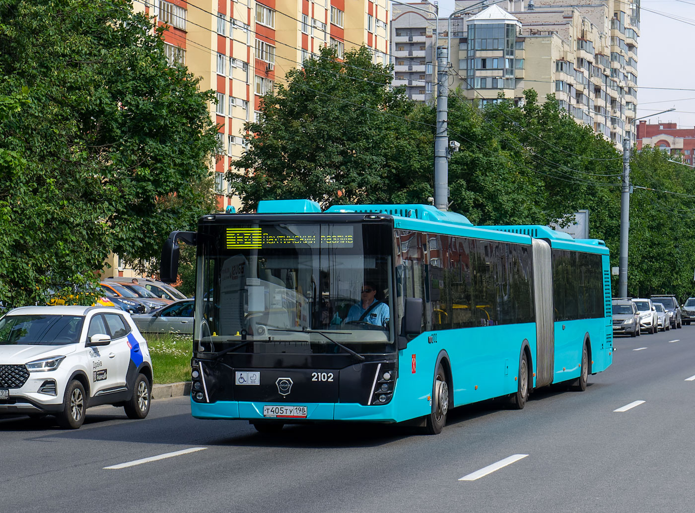 Sankt Petersburg, LiAZ-6213.65 Nr. 2102
