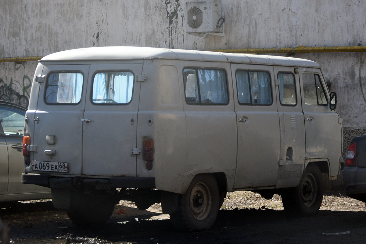Тамбовская область, УАЗ-2206 (00) № А 069 ЕА 68