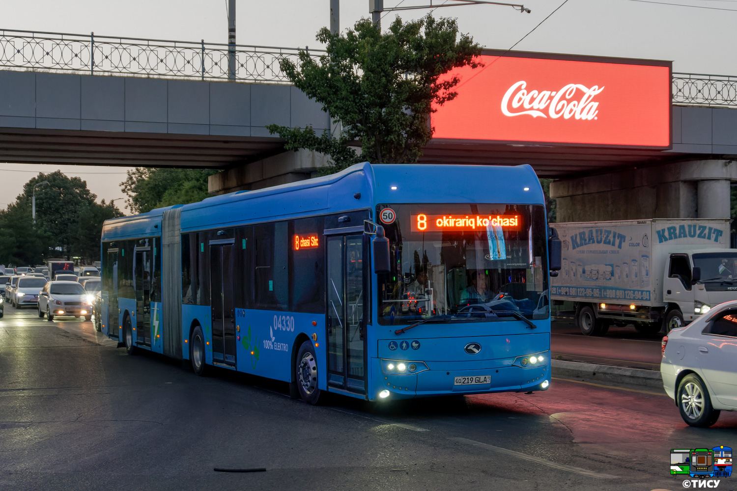 Узбекистан, King Long XMQ6180BGWBEV № 04330