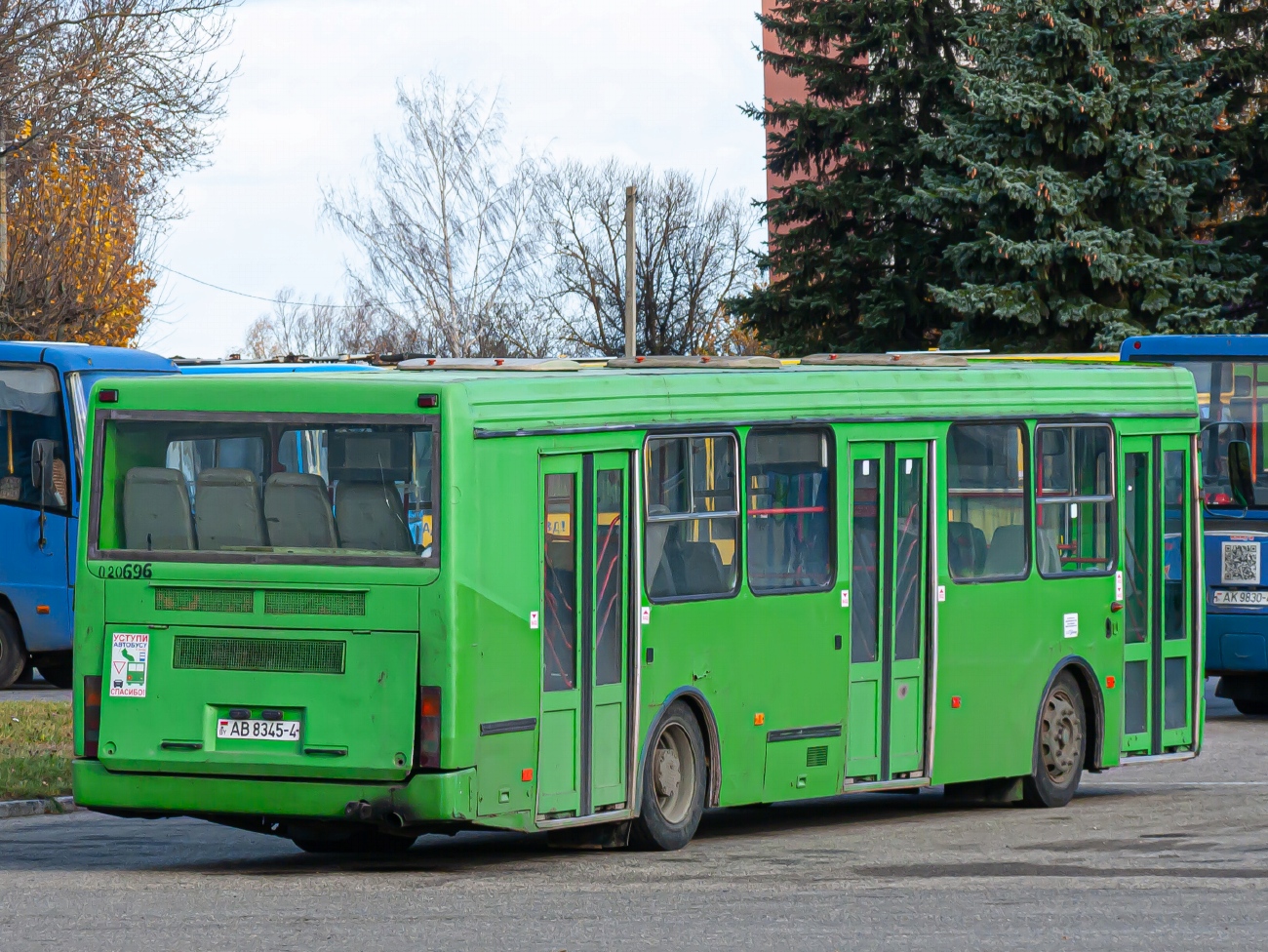 Гродненская область, Неман-5201-030 № 020696 Гродненская область, Неман-5201-030 № 020696