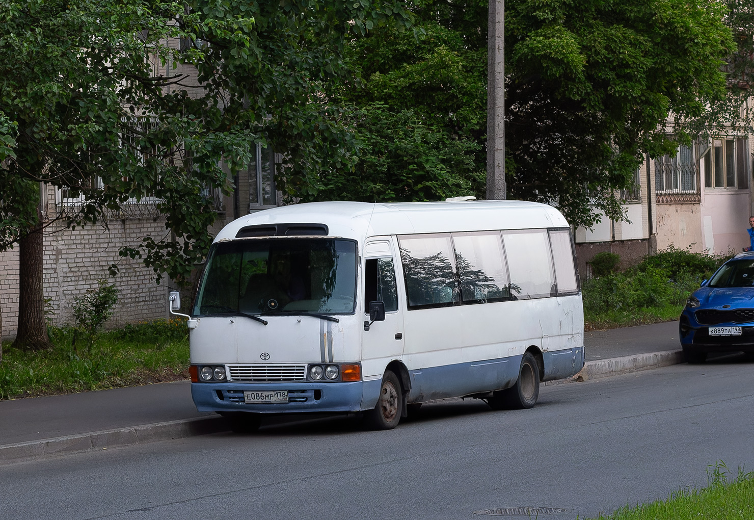 Санкт-Петербург, Toyota Coaster HZB50L № Е 086 МР 178