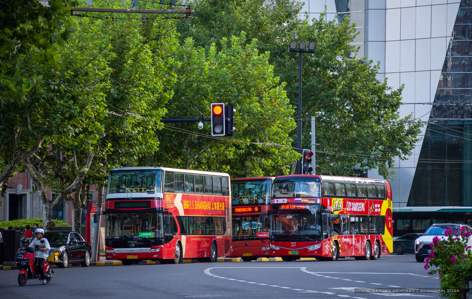 Китай, Yutong ZK6116HGS № 沪D 58503; Китай, Ankai HFF6124GS03EV1 № 沪A 68809D