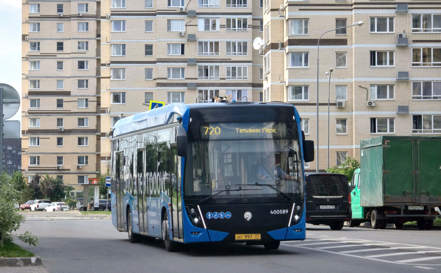 Москва, КАМАЗ-6282 № 400589