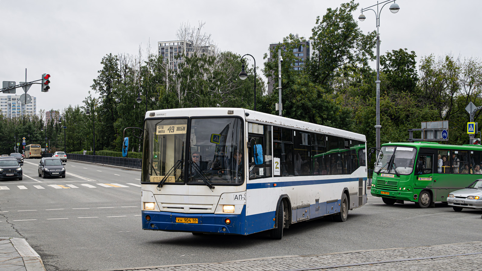 Свердловская область, НефАЗ-5299-20-32 № 1881