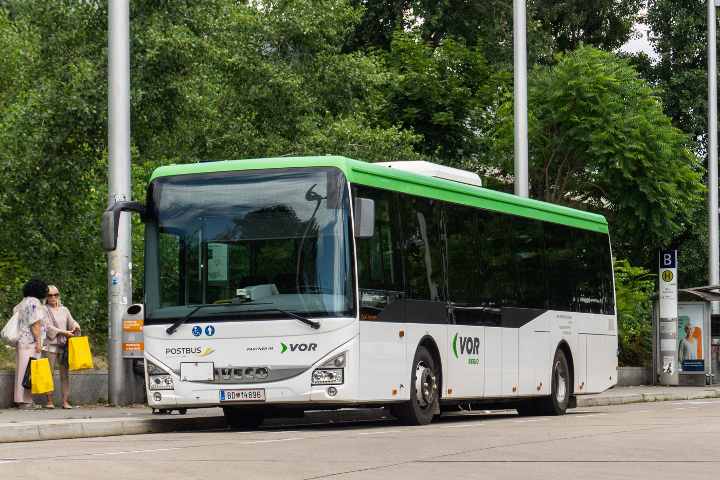 Австрия, IVECO Crossway LE LINE 12M № BD 14896