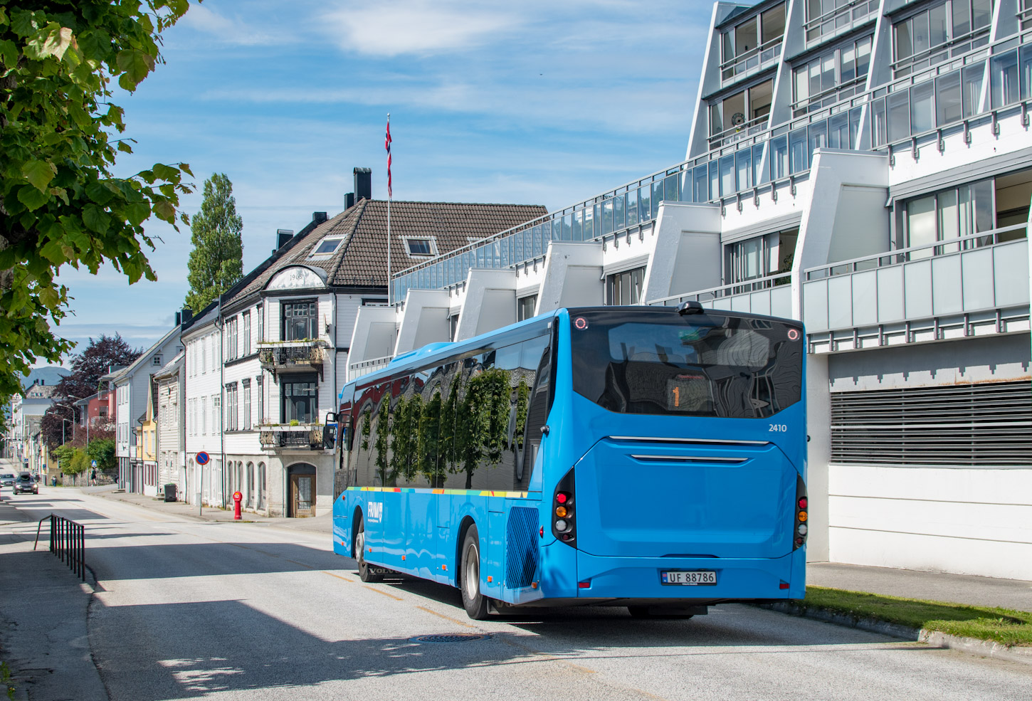 Норвегия, Volvo 8900LE № 2410