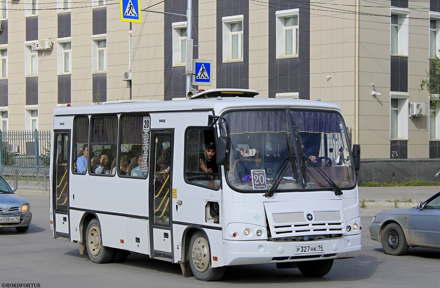 Саха (Якутия), ПАЗ-320302-08 № Р 327 НК 14