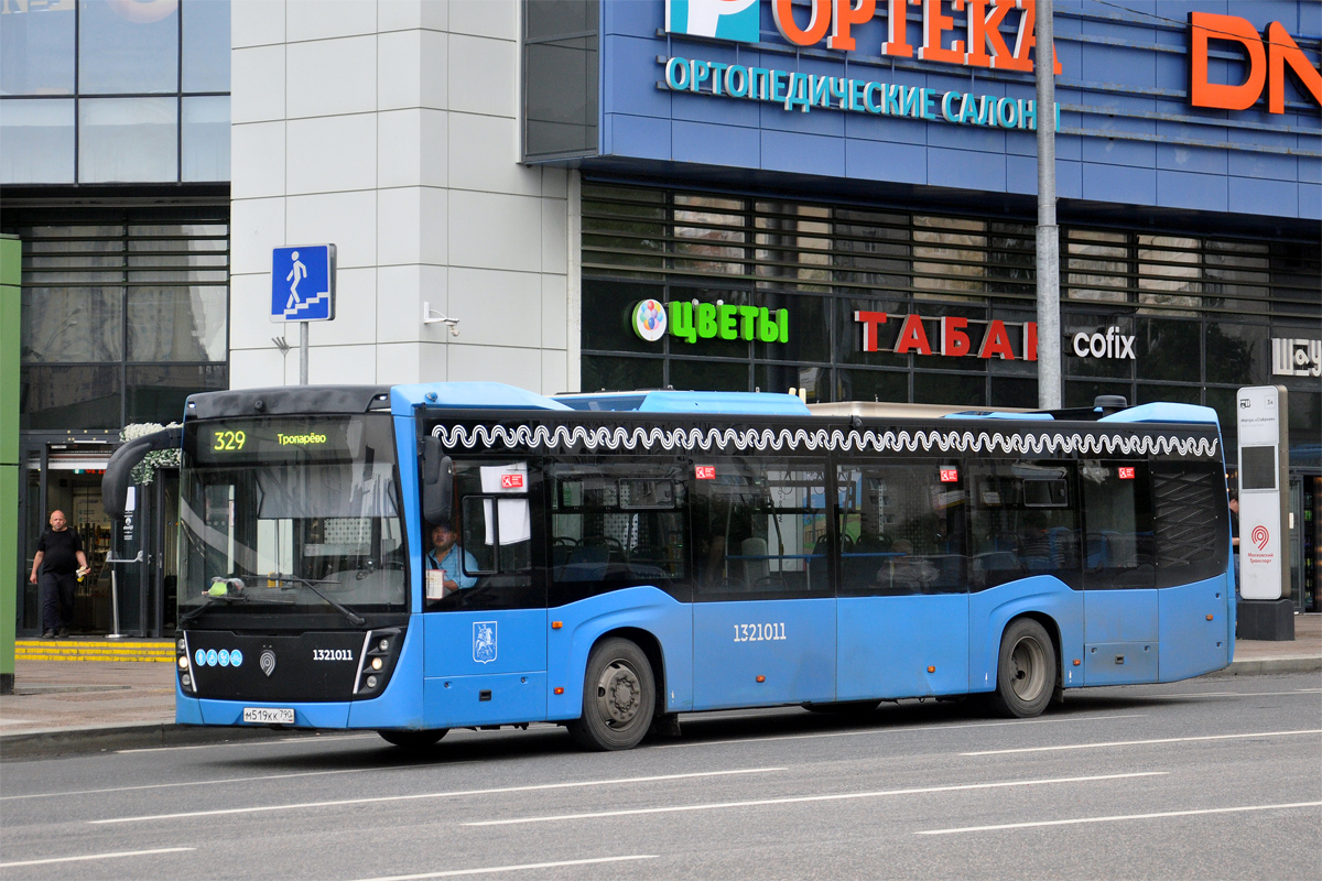 Москва, НефАЗ-5299-40-52 № 1321011 Москва, НефАЗ-5299-40-52 № 1321011