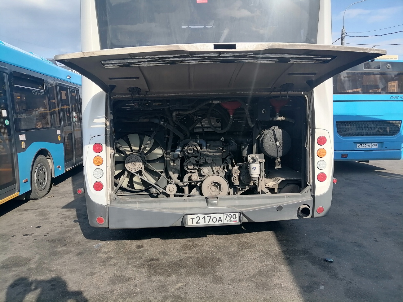 Московская область, НефАЗ-5299-31-52 № 051052