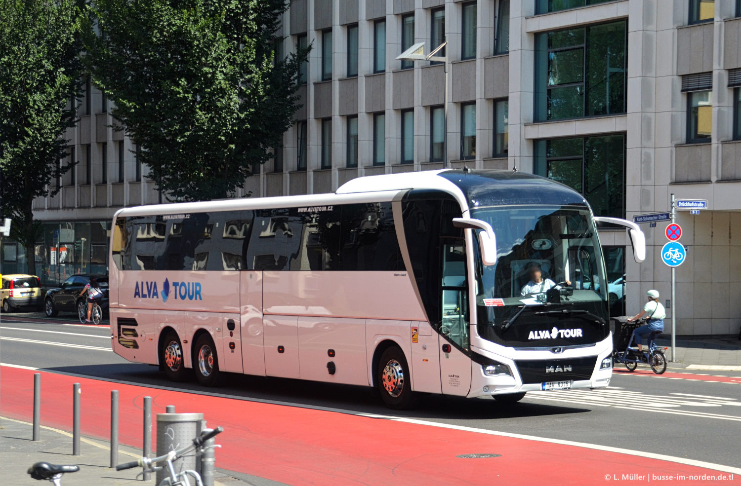 Чехия, MAN R08 Lion's Coach L RHC524 L № 1AH R315