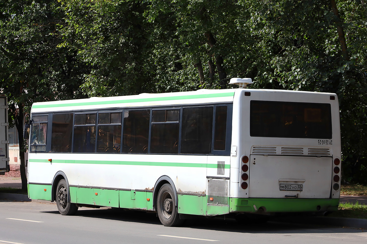 Брянская область, ЛиАЗ-5256.36 № М 802 НО 32
