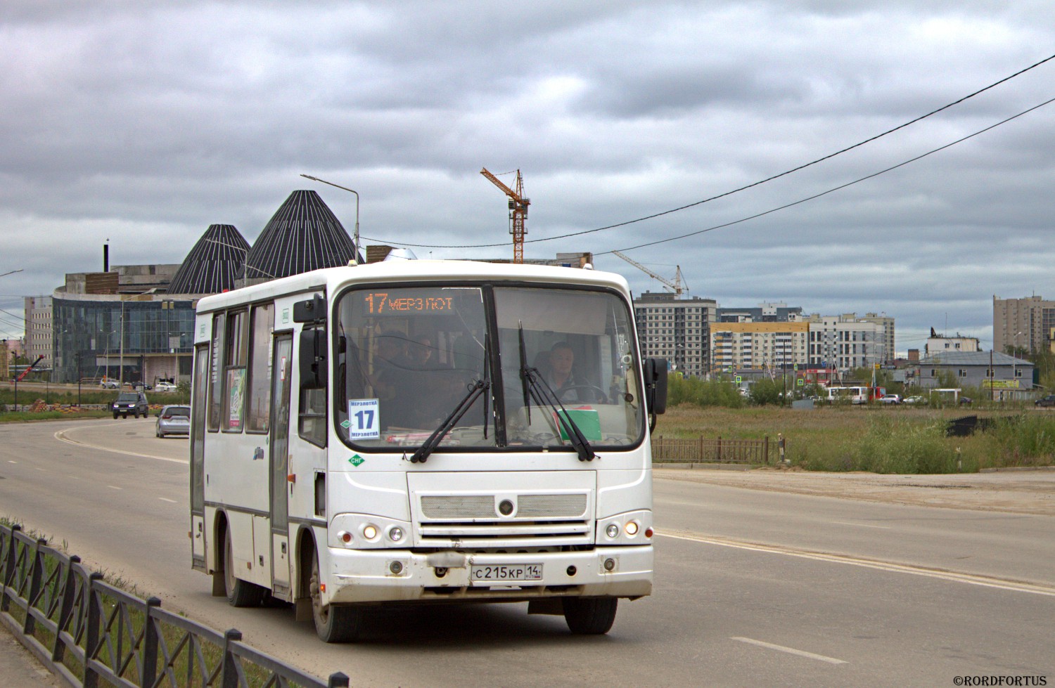 Саха (Якутия), ПАЗ-320302-08 № С 215 КР 14