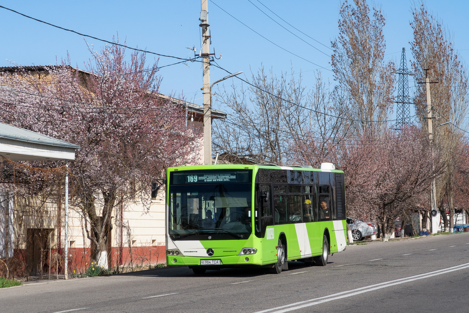 Узбекистан, Mercedes-Benz Conecto II № 08090