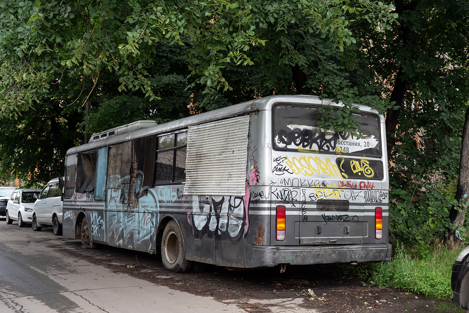 Иркутская область, Hyundai AeroCity № М 426 НО 124; Иркутская область — Автобусы без номеров