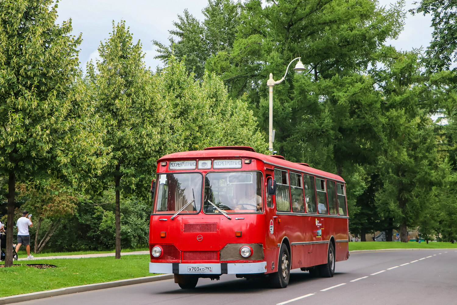Москва, ЛиАЗ-677МБ № Х 703 КО 797