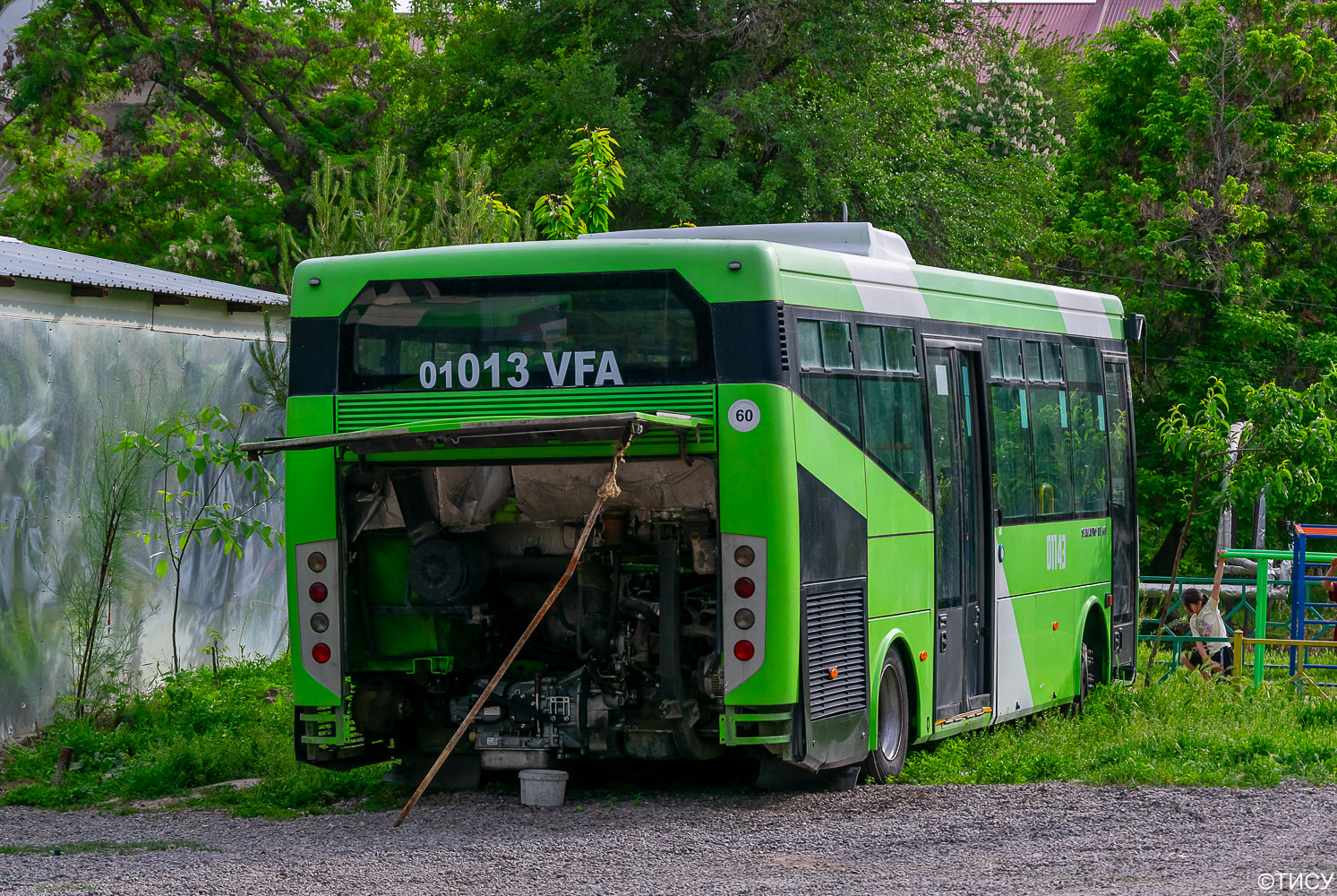 Узбекистан, SAZ LE60 № 01143