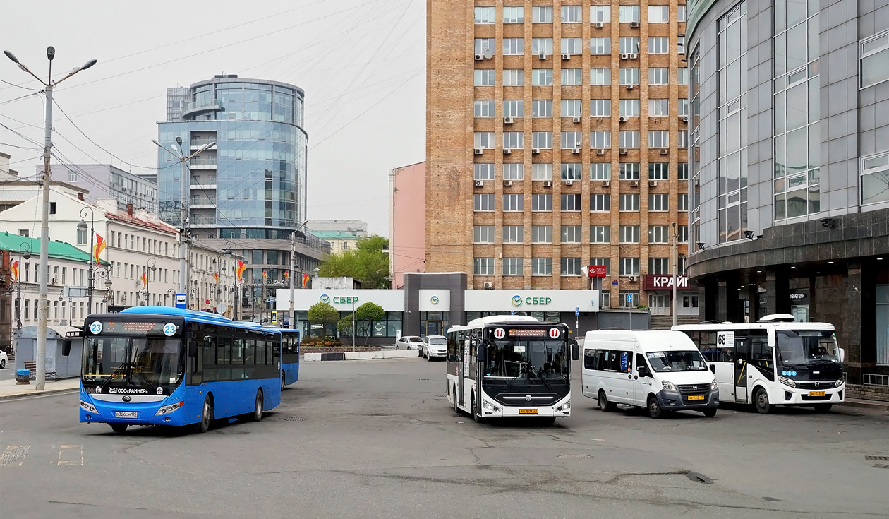 Приморский край, Yutong ZK6118HGA № В 326 ОН 125; Приморский край, Zhong Tong LCK6105HG № АВ 809 25